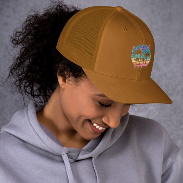Casquette Trucker brodée "En attendant le weekend" – Image 30