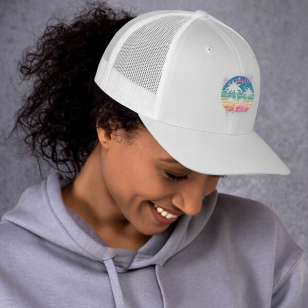 Casquette Trucker brodée "En attendant le weekend" – Image 42