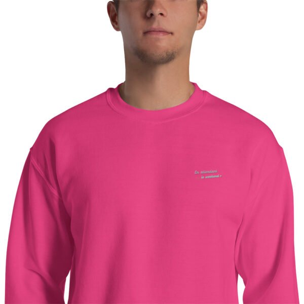 Sweat Unisexe brodé « En attendant le weekend » – Image 20