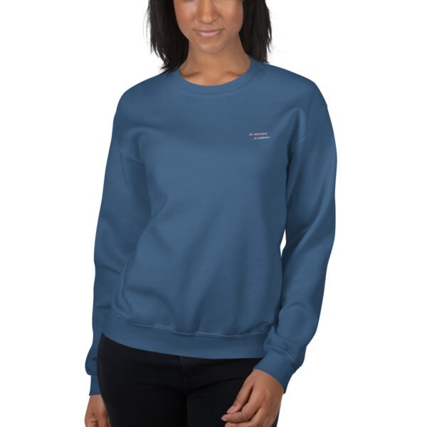 Sweat Unisexe brodé "En attendant le weekend" + impression dos – Image 21