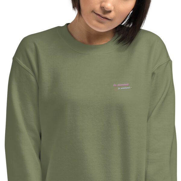 Sweat Unisexe brodé "En attendant le weekend" + impression dos – Image 22