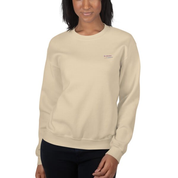 Sweat Unisexe brodé "En attendant le weekend" + impression dos – Image 36