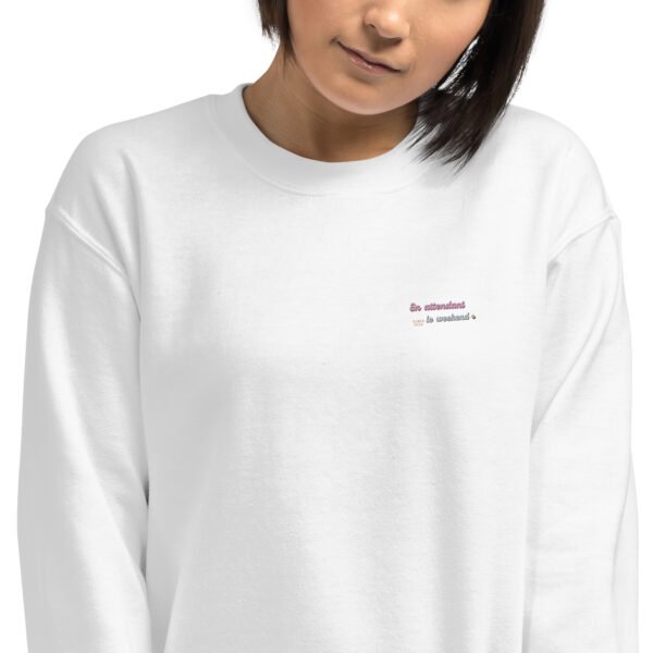 Sweat Unisexe brodé "En attendant le weekend" + impression dos – Image 37
